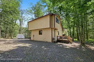 456 Maxatawny Dr, Pocono Lake, PA 18347 - Photo 23