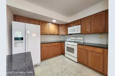  7225 Blushingwood Grove, East Stroudsburg, PA 18301 - Photo 9