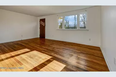  850 Church Street, Stroudsburg, PA 18360 - Photo 7