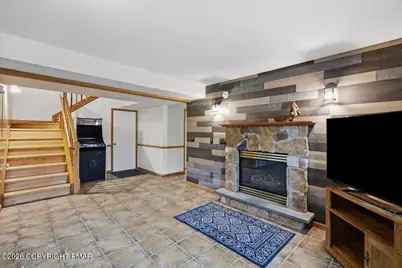  460 Spruce Drive, Tannersville, PA 18372 - Photo 9