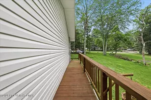 648 S Old Stage Rd, Albrightsville, PA 18210 - Photo 9