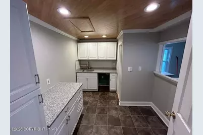  114 N 9th Street #B, Stroudsburg, PA 18360 - Photo 5