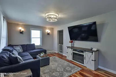  2310 E Woodlawn Street, Allentown, PA 18109 - Photo 7