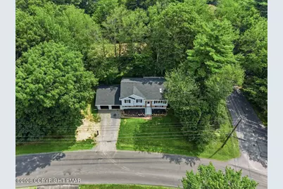  296 Scotch Pine Drive, Pocono Summit, PA 18346 - Photo 9