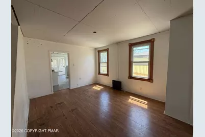  230 W Early Avenue, Coaldale, PA 18218 - Photo 29