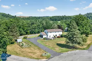 4124 Lawton Ct, Schnecksville, PA 18078 - Photo 13