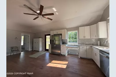  392 Lehman-Outlet Road, Dallas, PA 18612 - Photo 13
