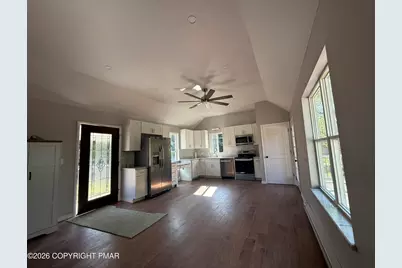  392 Lehman-Outlet Road, Dallas, PA 18612 - Photo 17