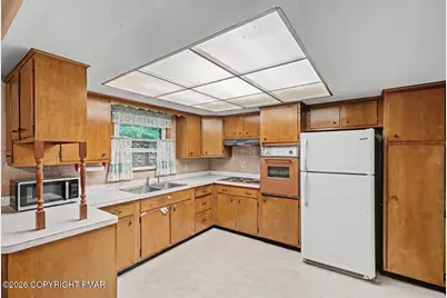  205 W Plainfield Avenue, Pen Argyl, PA 18072 - Photo 29