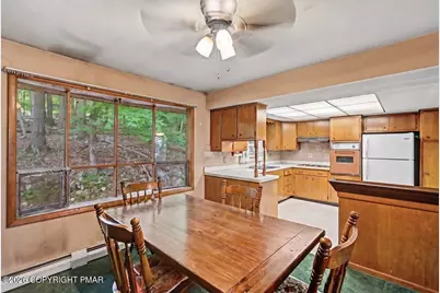  205 W Plainfield Avenue, Pen Argyl, PA 18072 - Photo 23