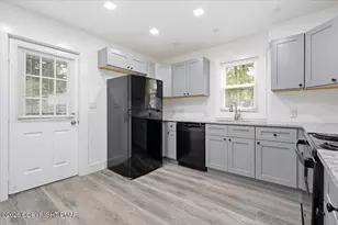 66 Penn St, East Stroudsburg, PA 18301 - Photo 15