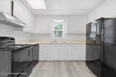  64 Penn Street, East Stroudsburg, PA 18301 - Photo 7