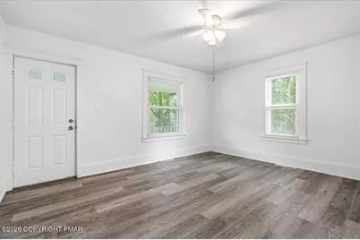  64 Penn Street, East Stroudsburg, PA 18301 - Photo 17