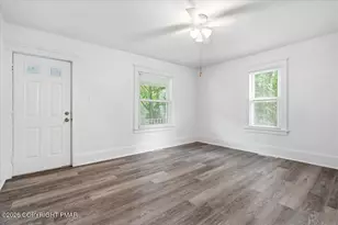 64 Penn St, East Stroudsburg, PA 18301 - Photo 17