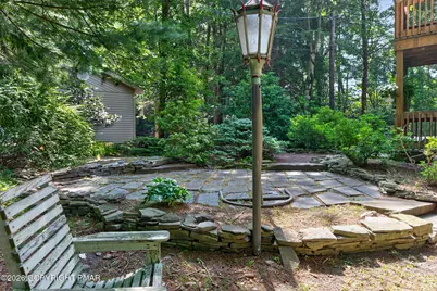  99 N Lake Drive, Lake Harmony, PA 18624 - Photo 9
