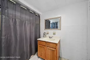 98 Fairview Ave, Mount Pocono, PA 18344 - Photo 39