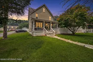 98 Fairview Ave, Mount Pocono, PA 18344 - Photo 9