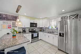 98 Fairview Ave, Mount Pocono, PA 18344 - Photo 19