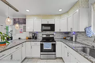  98 Fairview Avenue, Mount Pocono, PA 18344 - Photo 23