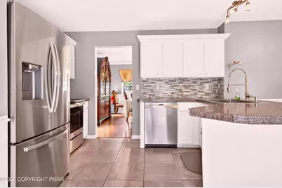  5120 Braintree Drive, Bushkill, PA 18324 - Photo 17
