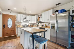 123 Meadow View Ct, Bushkill, PA 18324 - Photo 5