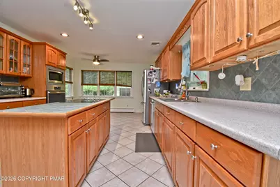  2095 Pleasant View Drive, Stroudsburg, PA 18360 - Photo 7