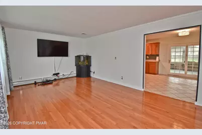  2095 Pleasant View Drive, Stroudsburg, PA 18360 - Photo 3