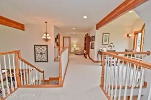 326 Sunset Ave, Pocono Manor, PA 18349 - Photo 35