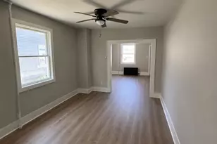 25 N 2nd St, Stroudsburg, PA 18360 - Photo 3