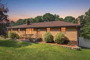 345 O'Donovan Dr, East Stroudsburg, PA 18301 - Photo 5
