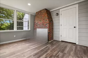 355 E Brown St, East Stroudsburg, PA 18301 - Photo 7