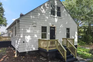 355 E Brown St, East Stroudsburg, PA 18301 - Photo 3