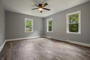 355 E Brown St, East Stroudsburg, PA 18301 - Photo 17