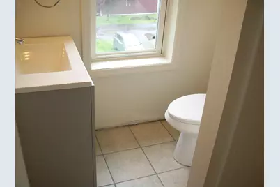  495 North Courtland St Street, East Stroudsburg, PA 18301 - Photo 9