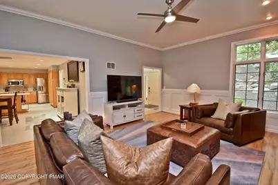  123 Wedge Court, East Stroudsburg, PA 18302 - Photo 5