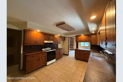  680 Bartonsville Woods Road, Stroudsburg, PA 18360 - Photo 7