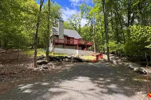 5709 Decker Rd, Bushkill, PA 18324 - Photo 27