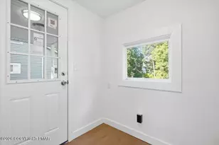 271 Brodhead Ave, East Stroudsburg, PA 18301 - Photo 25
