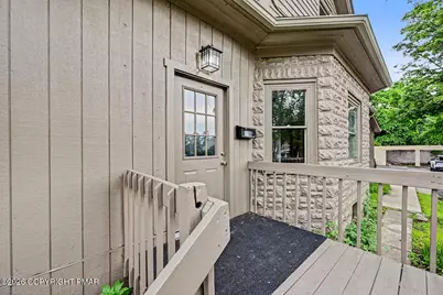  1198 W Main Street, Stroudsburg, PA 18360 - Photo 9