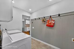 400 Ridge Cir, Cresco, PA 18326 - Photo 31