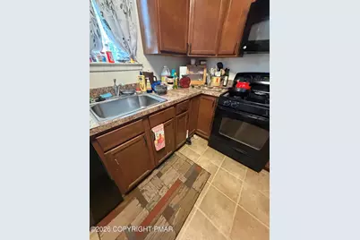  1052 Alliance Drive, Hazleton, PA 18202 - Photo 7