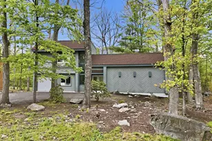 3120 Greenbriar Dr, East Stroudsburg, PA 18301 - Photo 9