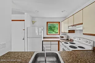 324 Hollow Rd, East Stroudsburg, PA 18302 - Photo 23