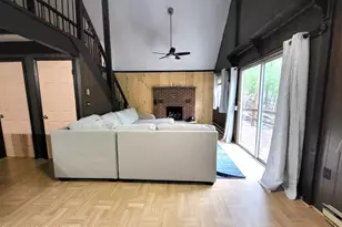 1067 Porter Dr, Bushkill, PA 18324 - Photo 3