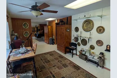  926 Pennsylvania 390, Cresco, PA 18326 - Photo 25