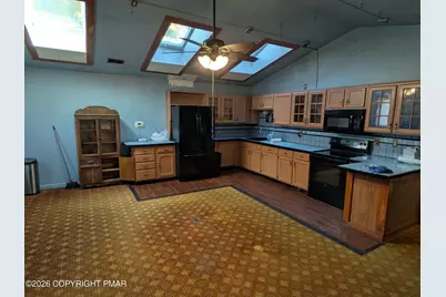  926 Pennsylvania 390, Cresco, PA 18326 - Photo 11