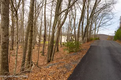  Seneca Road, East Stroudsburg, PA 18302 - Photo 9