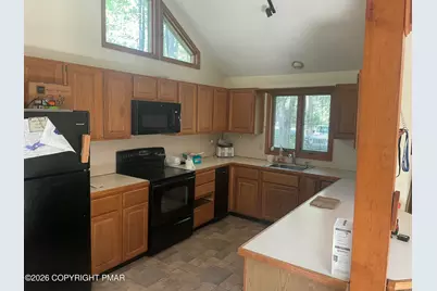  220 Aspen Road, Pocono Pines, PA 18350 - Photo 5