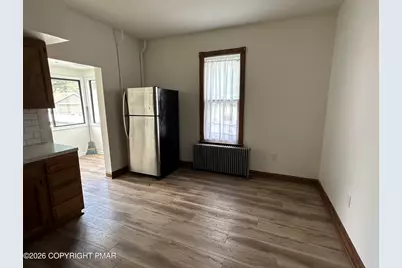 144 Analomink Street, East Stroudsburg, PA 18301 - Photo 9