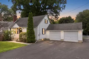 467 N 8th St, Stroudsburg, PA 18360 - Photo 1